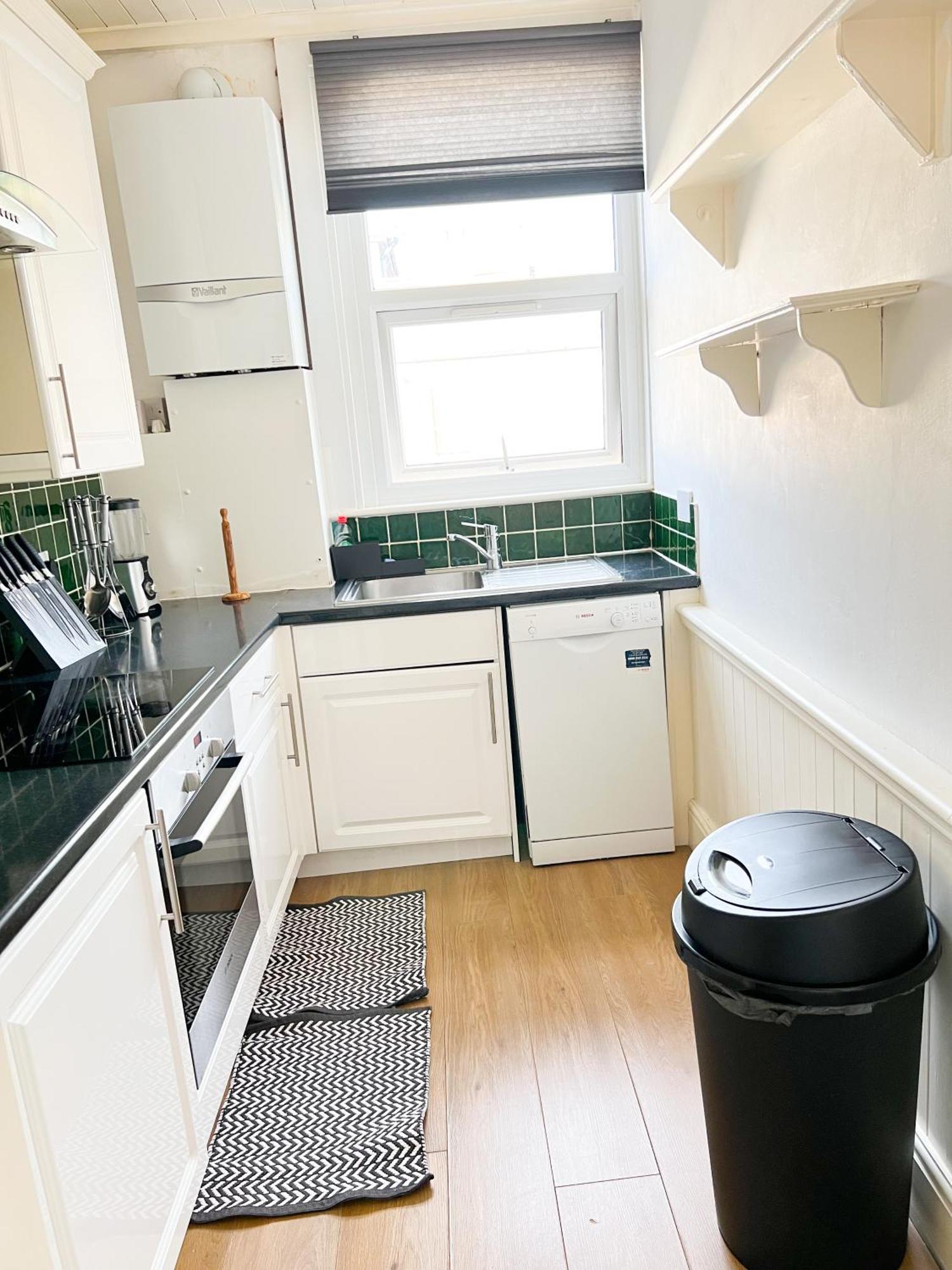 Welcome 2 Bedrooms Flat In Wimbledon London Exterior foto